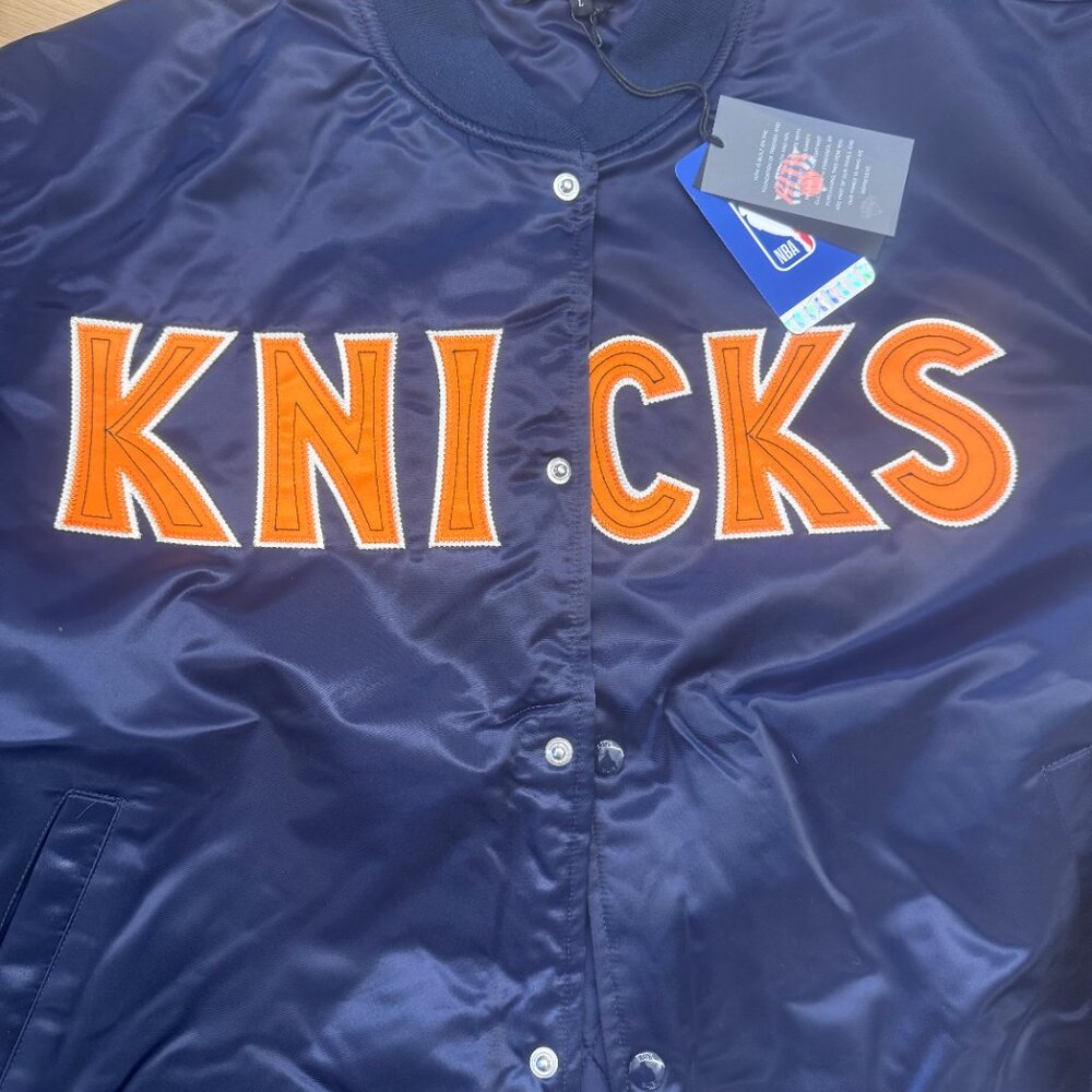 Kith for the New York Knicks Classic Satin Bomber Jacket - Picture 5 of 5